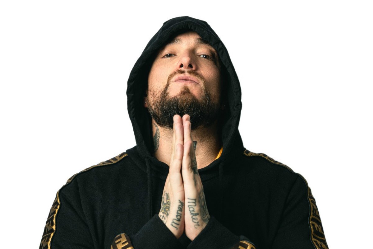 A RICHBITCH special guest Gué Pequeno