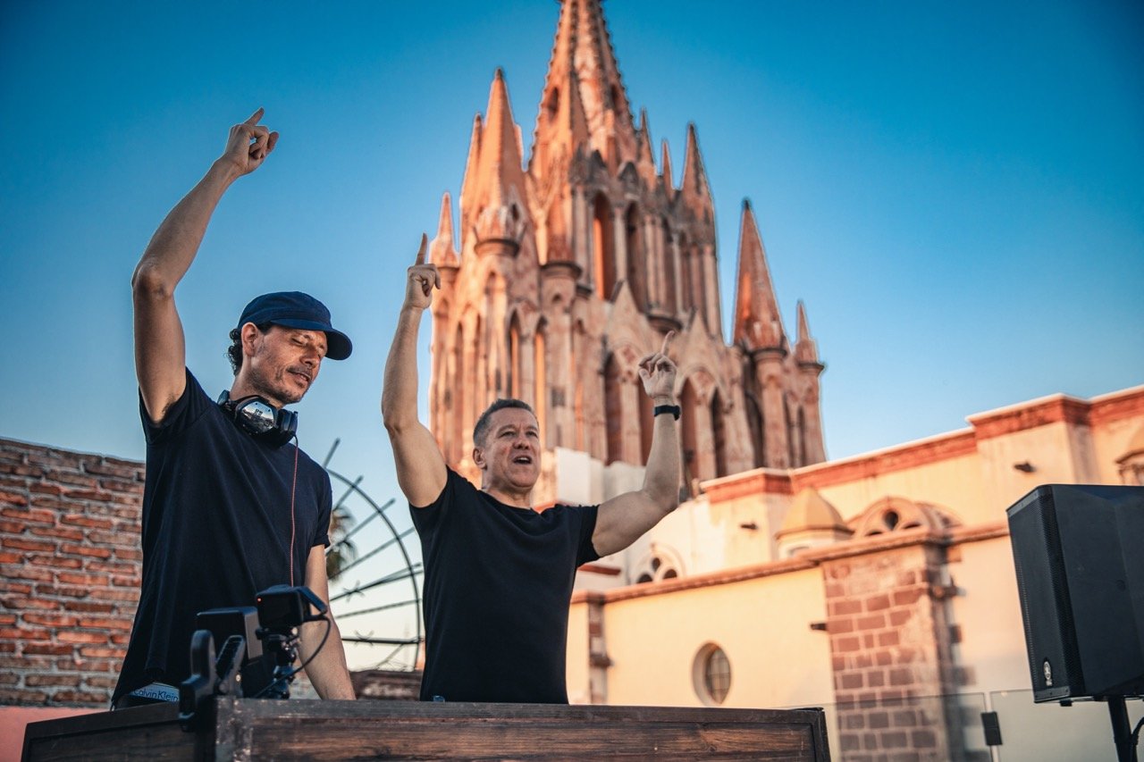 Cosmic Gate, il singolo e lo streaming dal Messico