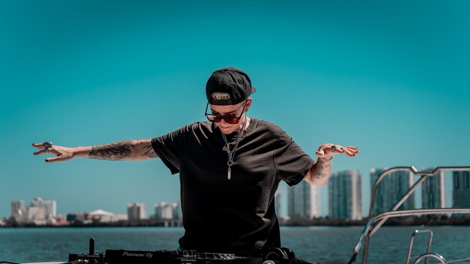 Christina Novelli, album e considerazioni