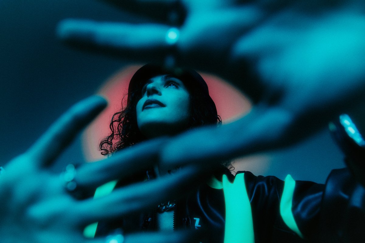 “Sentimental”, l’album di debutto di Carlita