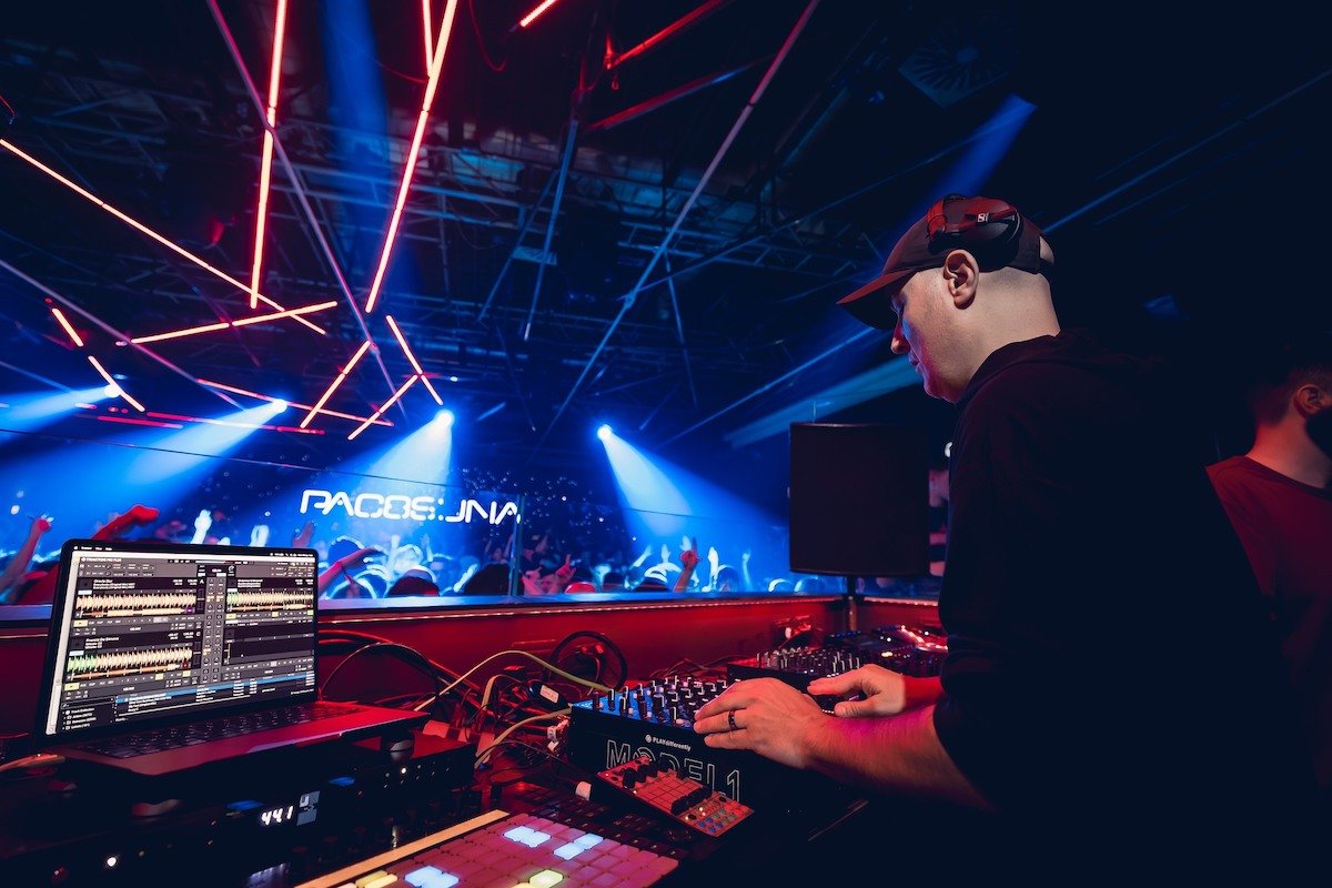 Amnesia Milano: in console Alisha e Paco Osuna