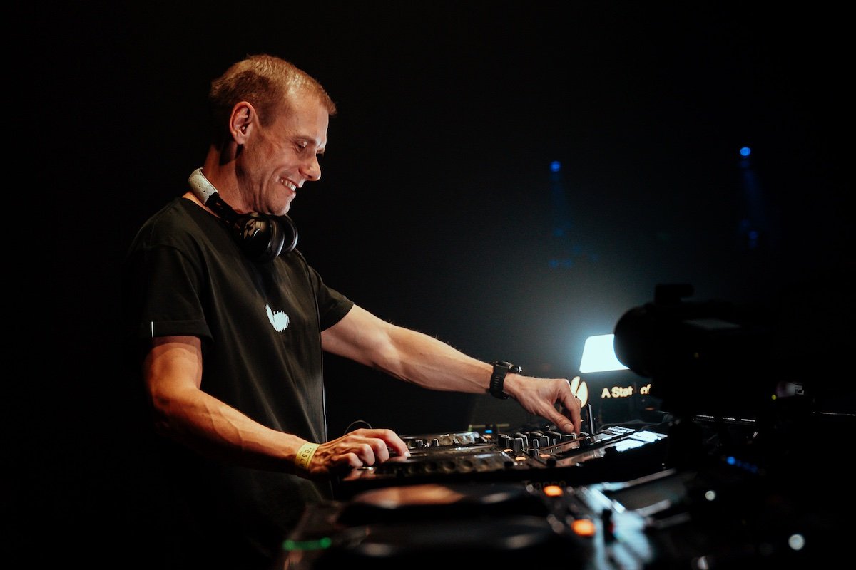 van Buuren e la sua 11esima compilation ibizenca