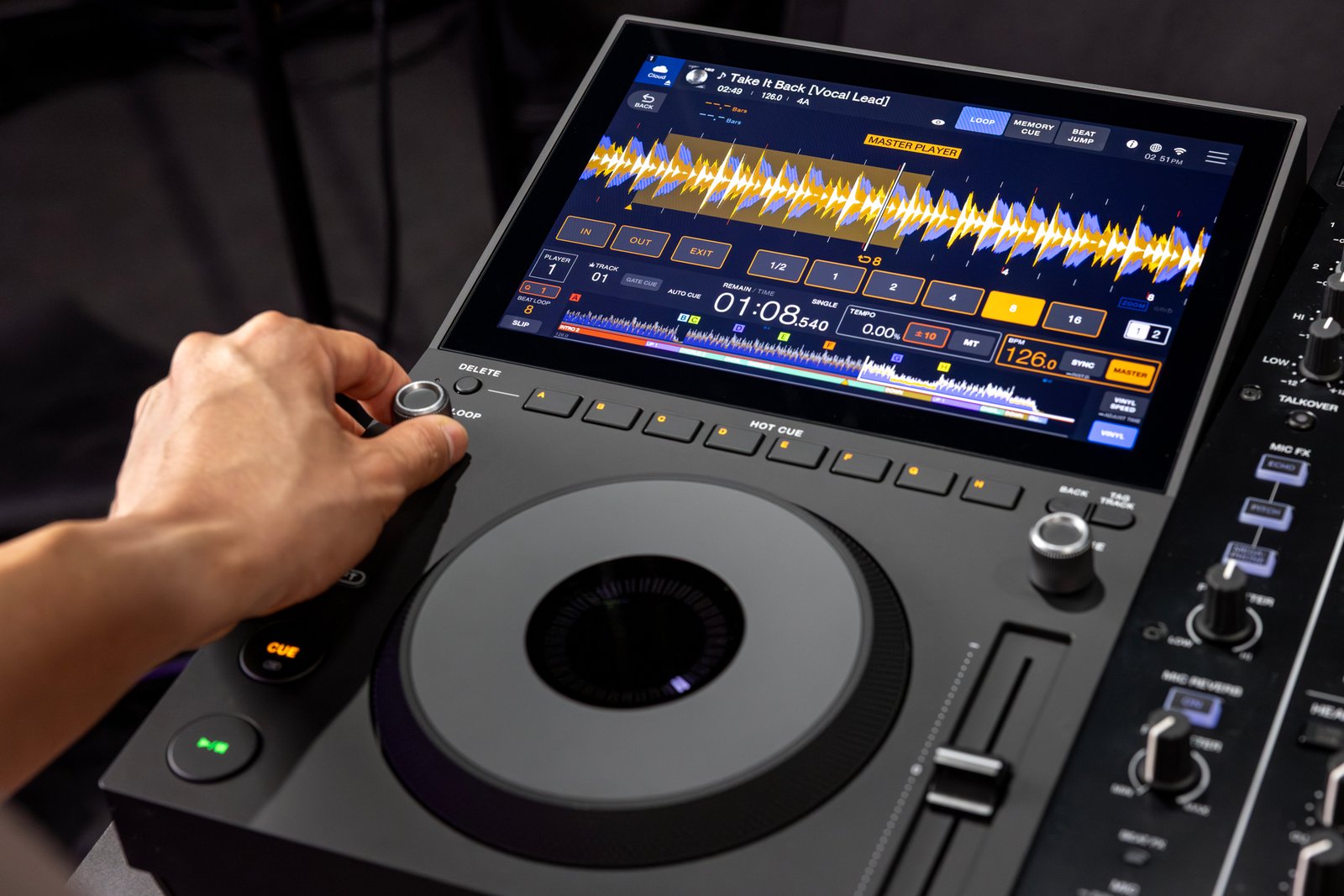 AlphaTheta CDJ-1500X: arriva un player compatto